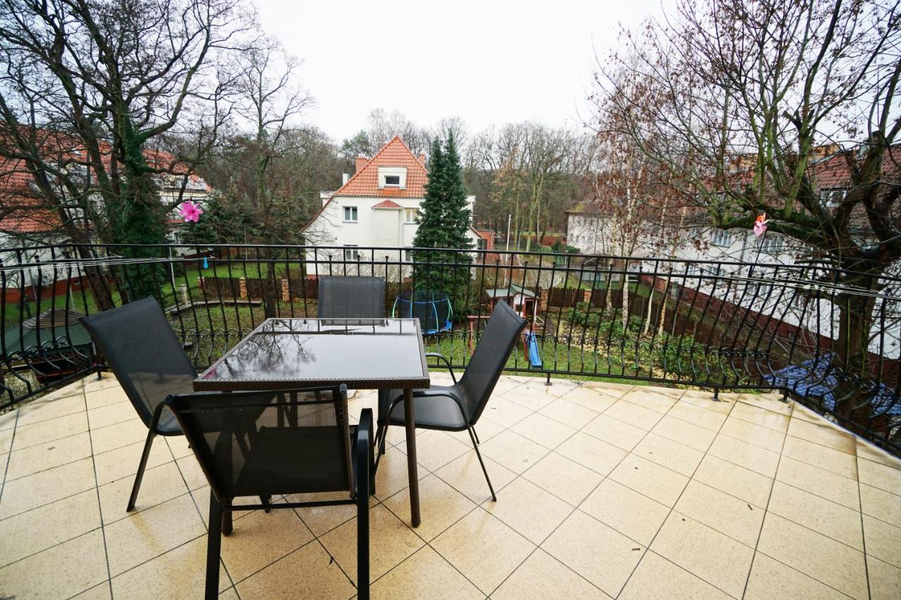 Bed and Breakfast Willa Nad Oczkiem Swinemünde Exterior foto